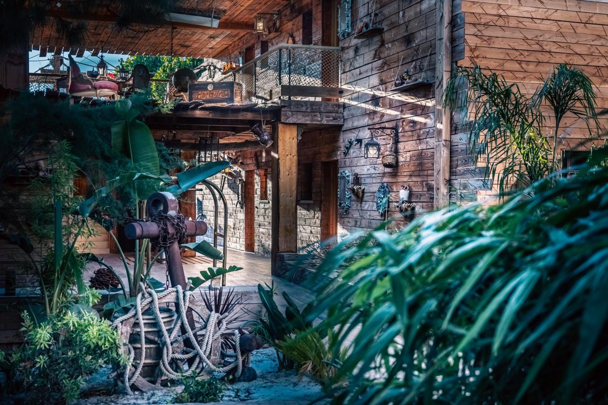 Hotel Pirates World Agde Eksteriør billede